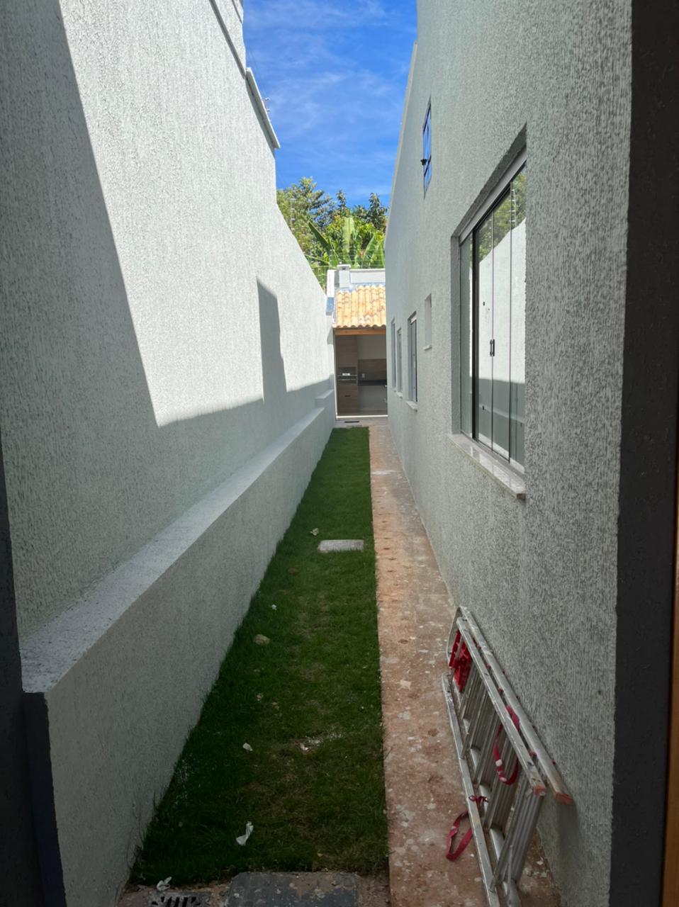 CASA 3 QUARTOS - TRÊS MARIAS 180m²