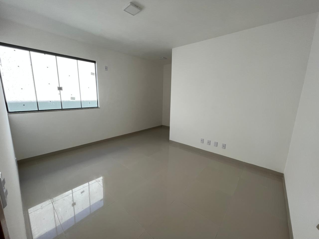 CASA 3 QUARTOS - TRÊS MARIAS 180m²