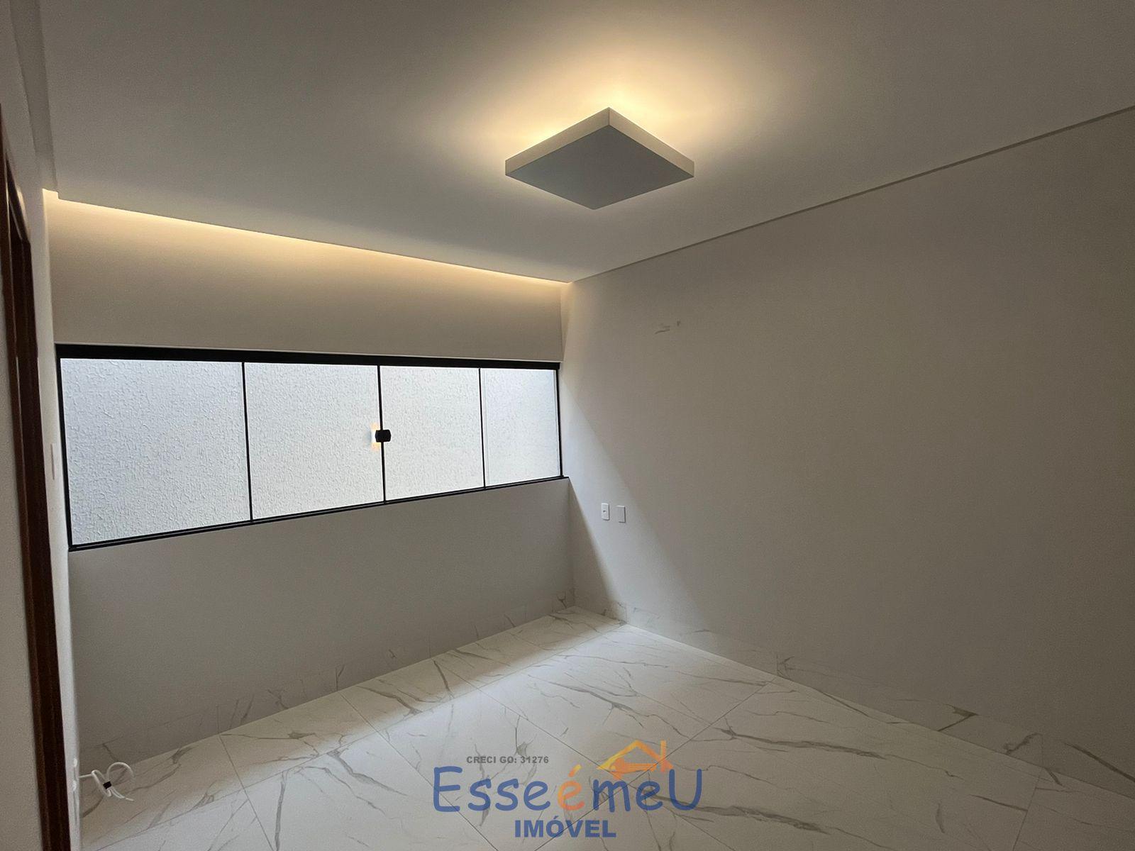CASA 3Q - SETOR TRÊS MARIAS 300m²