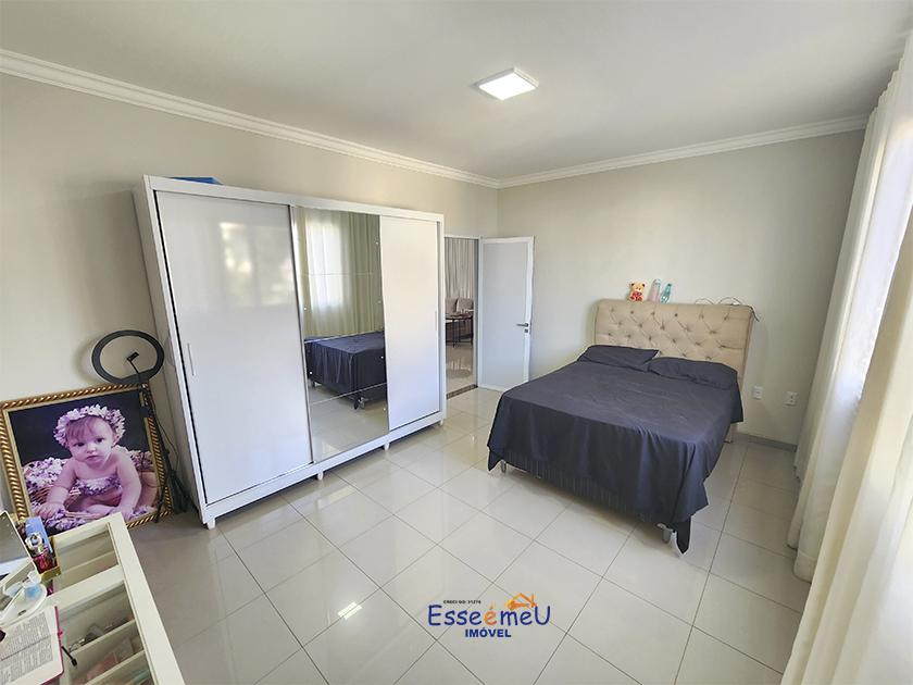 Casa de condomínio sobrado para venda possui 398 metros quadrados com 3 quartos