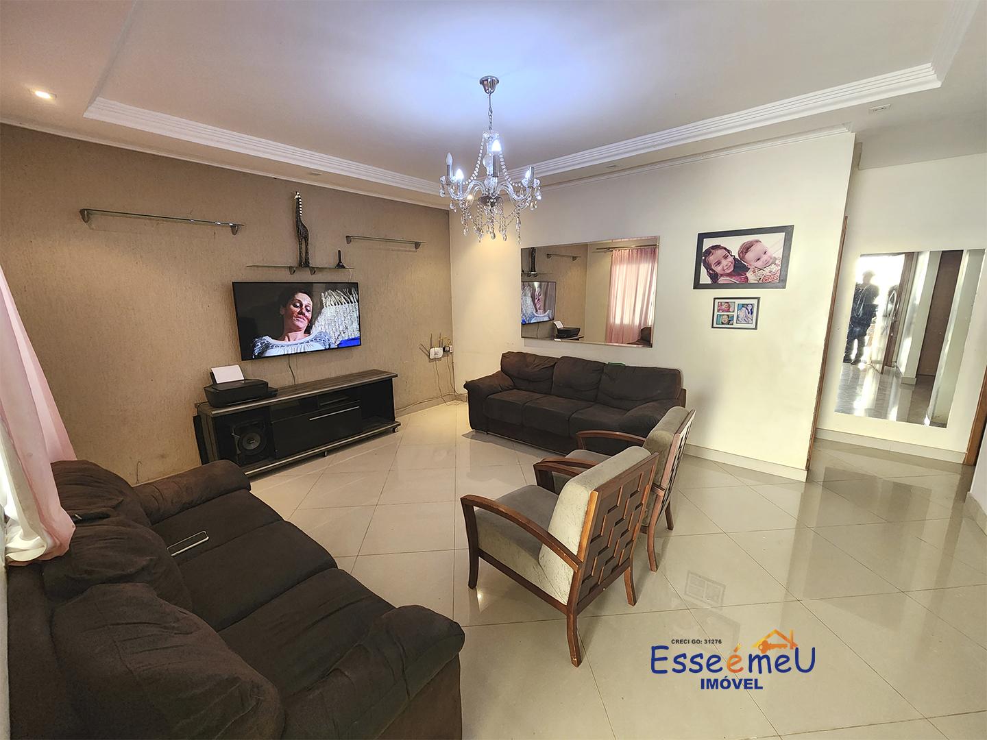 Casa para venda possui 117 metros quadrados com 3 quartos em Residencial Petrópolis - Goiânia - GO