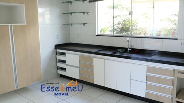 CASA TÉRREA 3Q SUÍTES - JARDINS MADRI 370m²