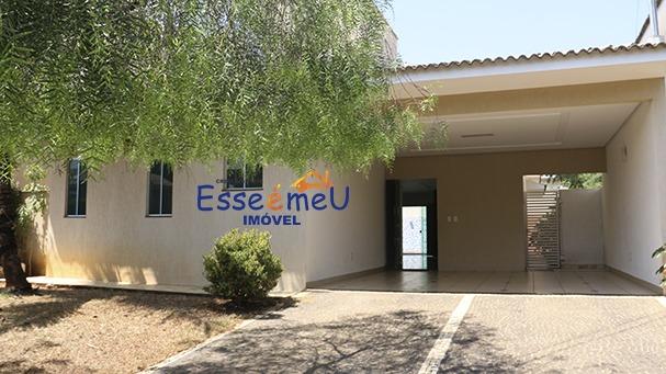CASA TÉRREA 3Q SUÍTES - JARDINS MADRI 370m²