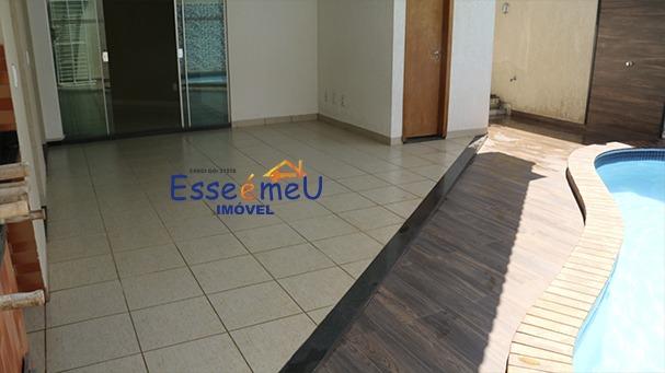 CASA TÉRREA 3Q SUÍTES - JARDINS MADRI 370m²