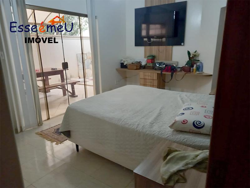 CASA TERREA 4 QUARTOS - JARDINS MADRI 390m²