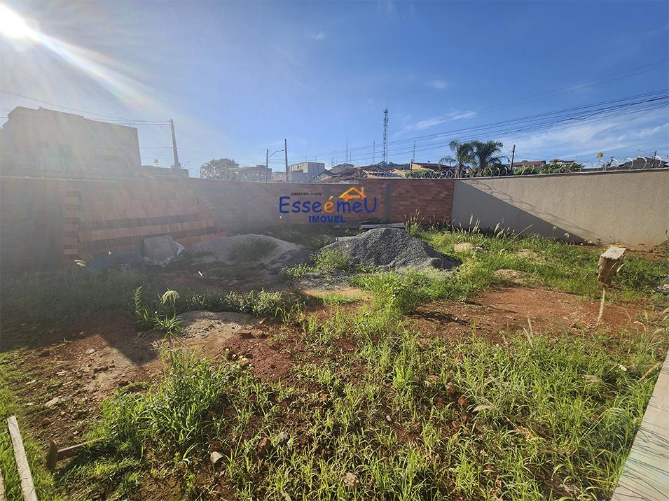 Casa Térrea para venda com 336 metros quadrados com 2 quartos em Setor Santos Dumont - Goiânia - GO