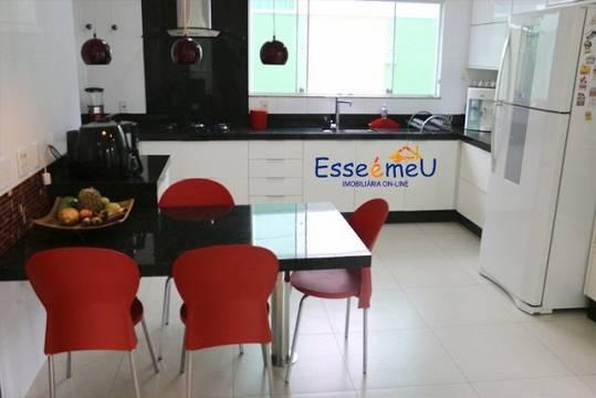 JARDIM MADRI SOBRADO DE 406m²
