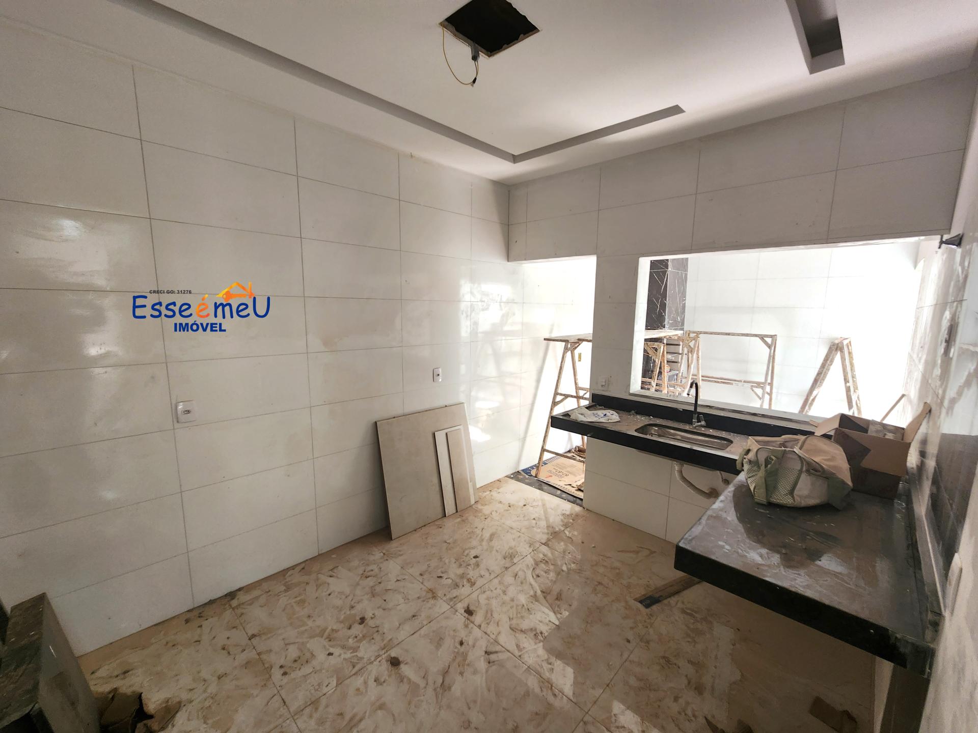 Linda casa 3 quartos com área gourmet com churrasqueira, Jardim Novo Petrópolis - Goiânia - GO
