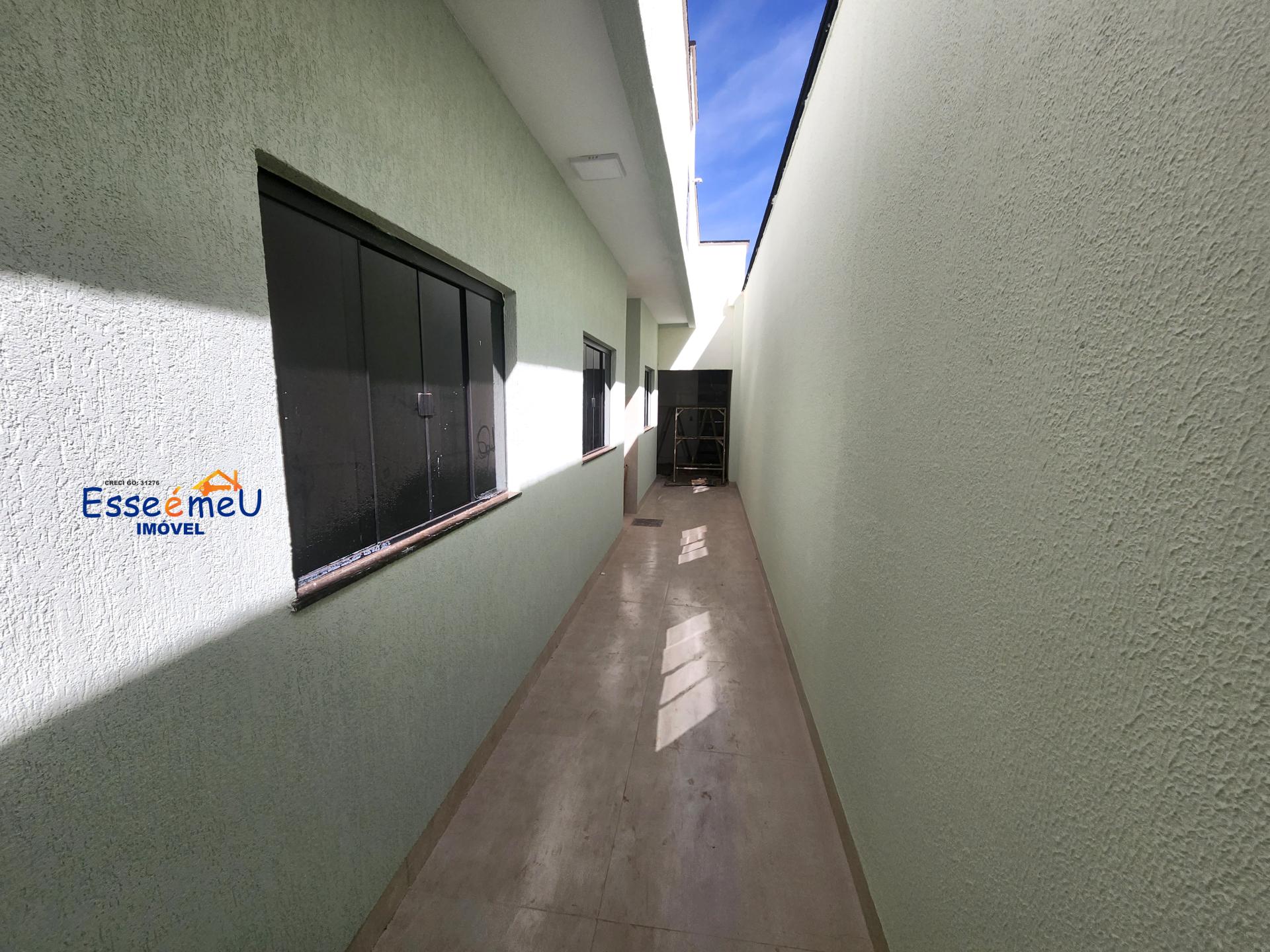 Linda casa 3 quartos com área gourmet com churrasqueira, Jardim Novo Petrópolis - Goiânia - GO