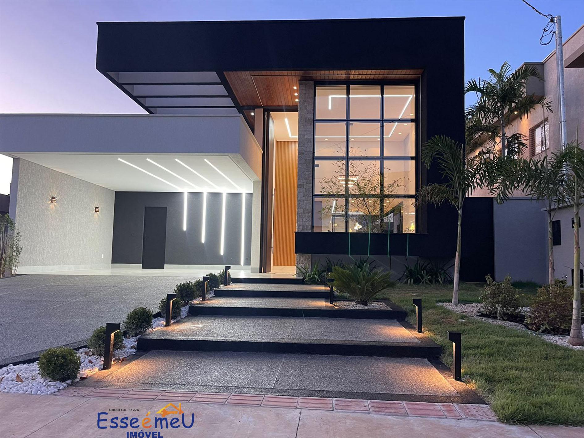 Linda Casa no Parqueville Pinheiros, com 3 suítes plenas, área gourmet com churrasqueira e piscina.