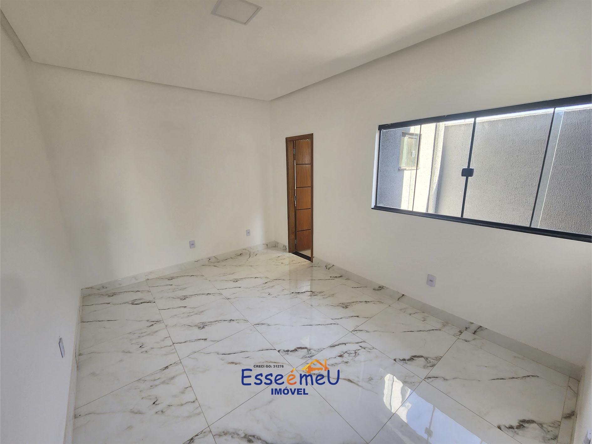 Linda Casa Setor Santos Dumont , 3 quartos, uma suíte, acabamento de luxo próximo ao Portal Shopping
