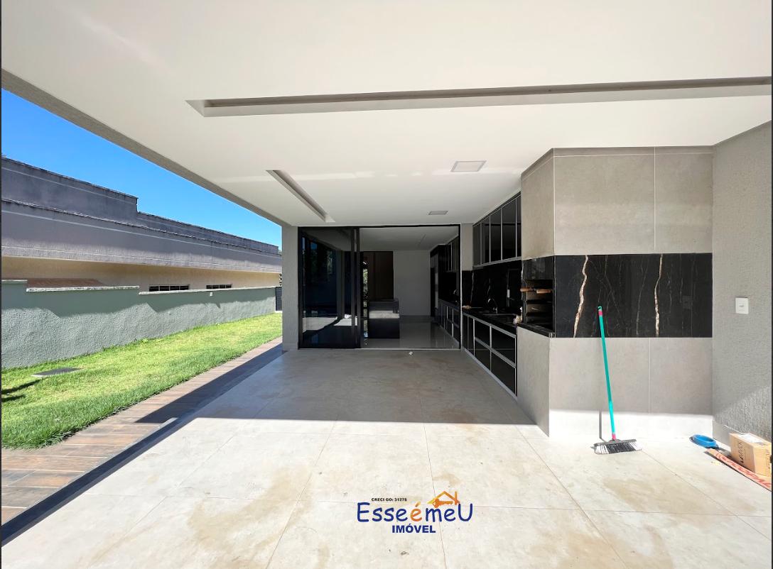 Linda Casa térrea Condomínio do Lago, 4 quartos, 3 suítes plenas, piscina aquecida