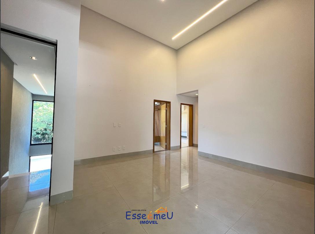 Linda Casa térrea Condomínio do Lago, 4 quartos, 3 suítes plenas, piscina aquecida