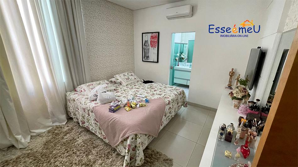 SOBRADO 3 QUARTOS SUITES - JARDINS MADRI 406m²
